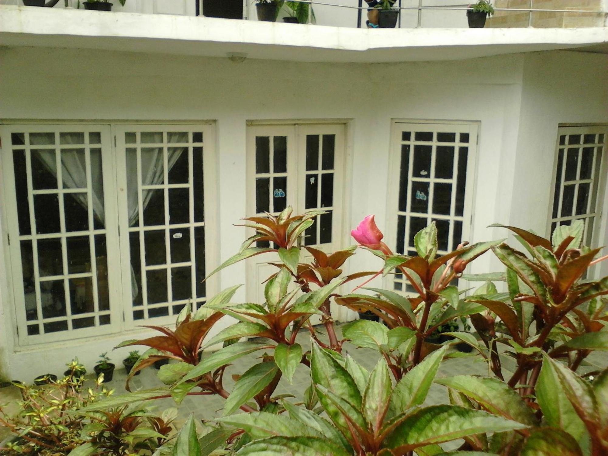 Niwasa House Hotel Hatton Exterior photo